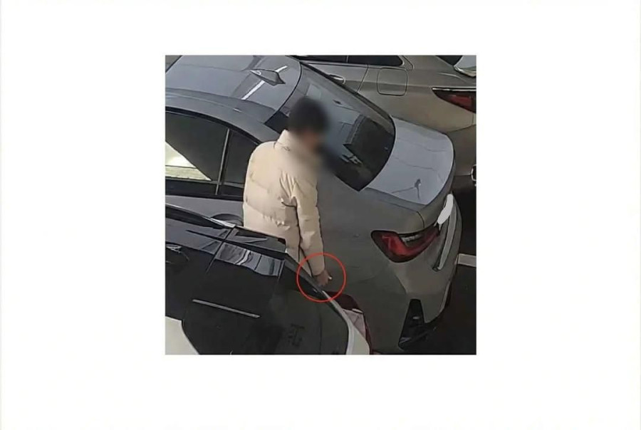 인스타 DM 제보-제보 내용-다름이 아니라ㅤ경각심을 주고자제보할 게 있어 연락드렸습니다.ㅤ저는 부산에 한 수입차 전시장에서일하는 영업사원입니다.ㅤ그런데 한 고객()께서저희  (3).jpg